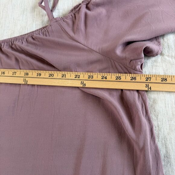 TORRID Women's Challis Eyelet Border Cold Shoulder Blouse Elderberry Size 4X - Picture 12 of 16